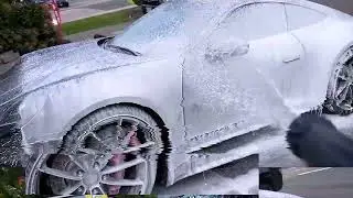 🚗🧼 Service Completed: Hand Wash on the Incredible Porsche 911! 🧽🚗
