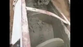 Shaftless screw conveyor to transport sludge on site