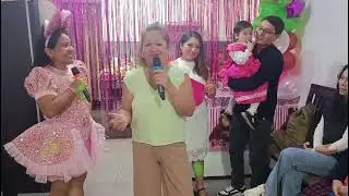 Su happy birthay de nuestra reina de la casa..🥰😍