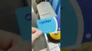 Using an oyster card to go through a gate