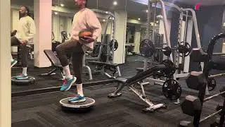 Bosu- Single Leg Wrap Around (advanced)