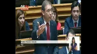 Pedro Passos Coelho questiona António Costa no debate quinzenal