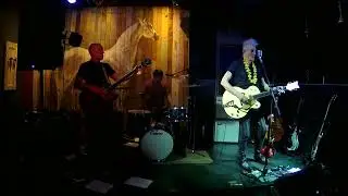 Dead Man's Corner play Pink Floyd/Syd Barrett 'Lucifer Sam'