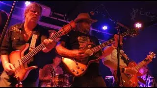 Zak Perry & TBT, 'Mama was a redneck cowboy' & ' Wounded puzzle', Tilburg, 'Little Devil', 14.07.24