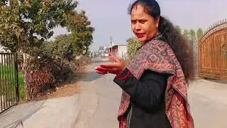 सर्दियों के मौसम में 🌞धूप का मजा लेते हुए हम चले पैदल➡️ हॉस्पिटल