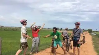Funny dance crew with Siem reaper guide