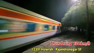 Thundering 130km/h 12351 Howrah - Rajendra Nagar Superfast storms Gobra with HWH WAP7