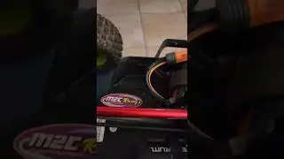 Arrma mojave 6s V2 4x4. Team Brood 28000 rpm fan , T - bone racing mud guard, m2c 5mm hex extenders