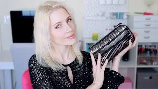 What's In My Emergency Makeup Bag