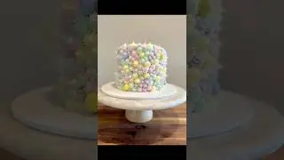 Cadbury Egg Easter Cake? Carrot Cake with Marshmallow Cream Cheese Buttercream. YUM. #eastercake