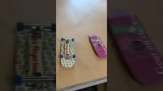 Fun sesh.                       #fingerboard #techdeck #fbChristopher #fingerboarding