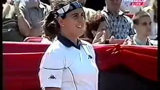 Conchita Martínez & Martina Hingis - MONTREAL 2000 --- 1/2