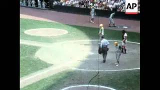 Detroit's Denny McLain wins 30th game of the year