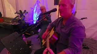 DD James Performs 