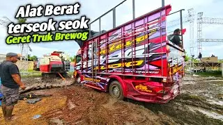 Alat Berat pun Sempoyongan Geret Truk Brewog penuh box Drag Mini ..Linggis pun Beraksi 