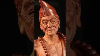 The statue of Ji Gong depicts a magnanimous figure with a heart full of compassion.