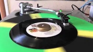 AZROCK - Bouge (Prod. Don's Music/2002)