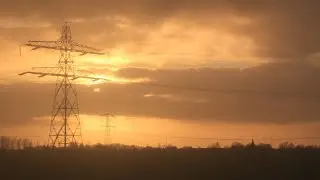 Dawn.  Recorded in1982 by Gail Davies ; written by het brother Ron Davies.