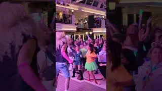 80's rock n glow party on Carnival Firenze