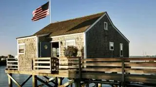 Nantucket Tiny House Captures the Love of Boating on a Beautiful Coastline
