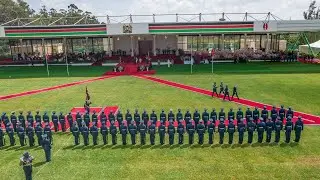 SEE HOW PRESIDENT OF POLAND SURPRISED PRESIDENT IN STATE HOUSE TODAY DURING STATE VISIT