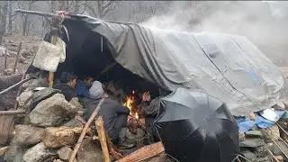 Best Life in The Nepali Himalayan Village During The Winter || Documentary Video Snowfall Time ||