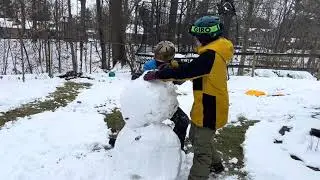 Хочешь слепить снеговика? ⛄️