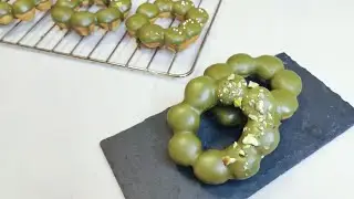 Matcha Mochi Donut | 抹茶波提甜甜圈