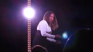 Tracie Thoms - A Satisfied Mind