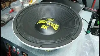 NOVO EROS TARGET XBASS 5K 2500 RMS 15 Pol Review e Teste Completo