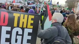 Protest by PSC Richmond & Kingston over holding arms fair at Twickenham Stadium