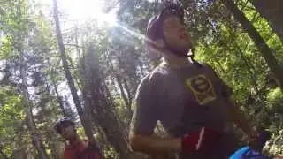 Pat qui teste ses p&eacute;dales clipless...
