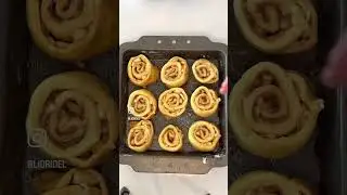 Apple cinnamon maple rolls