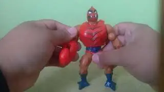 Clawful figura ochentera de he man