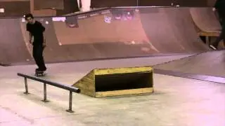 Moni Moment - Daniel Johnson
