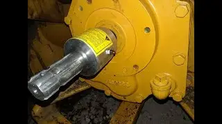 1941 Caterpillar D2 5J Rebuild Part 17 PTO Gearbox