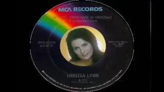 Loretta Lynn ~ Let's Put Christ Back In Christmas (1974) [Stereo]