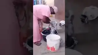 America Baby Bath and African look at this🤭🤭🤭🤭😋😋😋😋🥰🥰🥰#viral #shortsvideo #viralvideo #funny