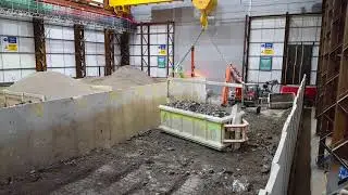 Gecko skip rapid discharge 18 tonnes