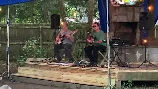 Sean Kelly of the Samples - Little Silver Ring @ Twin Oaks Park - 8/2/25