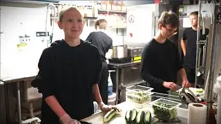 Wisconsin teen workers save restaurant as owner spends months in hospital