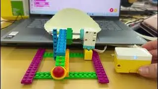 Palanca de tercer grado con Lego Spike Essential