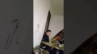 How to play smells like teen spirit nirvana on drums🥳🥳🥳