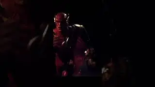 Красный против Жёлтого. Flash VS Reverse Flash. Red and Yellow