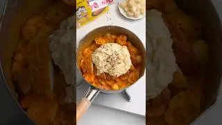 Make ramen hot pot with me. 🧀🍤🍲🥢 #asmr #satisfying #food #ramen #noodles #cheese #fyp #shorts