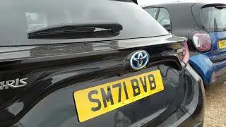 Toyota Yaris 2022 &bull; 1.5 Yaris Design HEV CVT 5dr - LMC