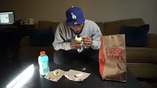 Taco johns Review First time eating it!!