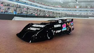 Dirt track racing