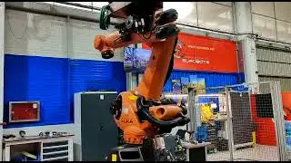 kuka kr210 r2700 krc4 controller in Eurobots