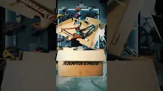 Santa Cruz Megatower X0 AXS - Gloss Crimson Unboxing